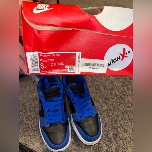 Nike Dunks Low - Hyper Cobalt - Picture 2 of 5